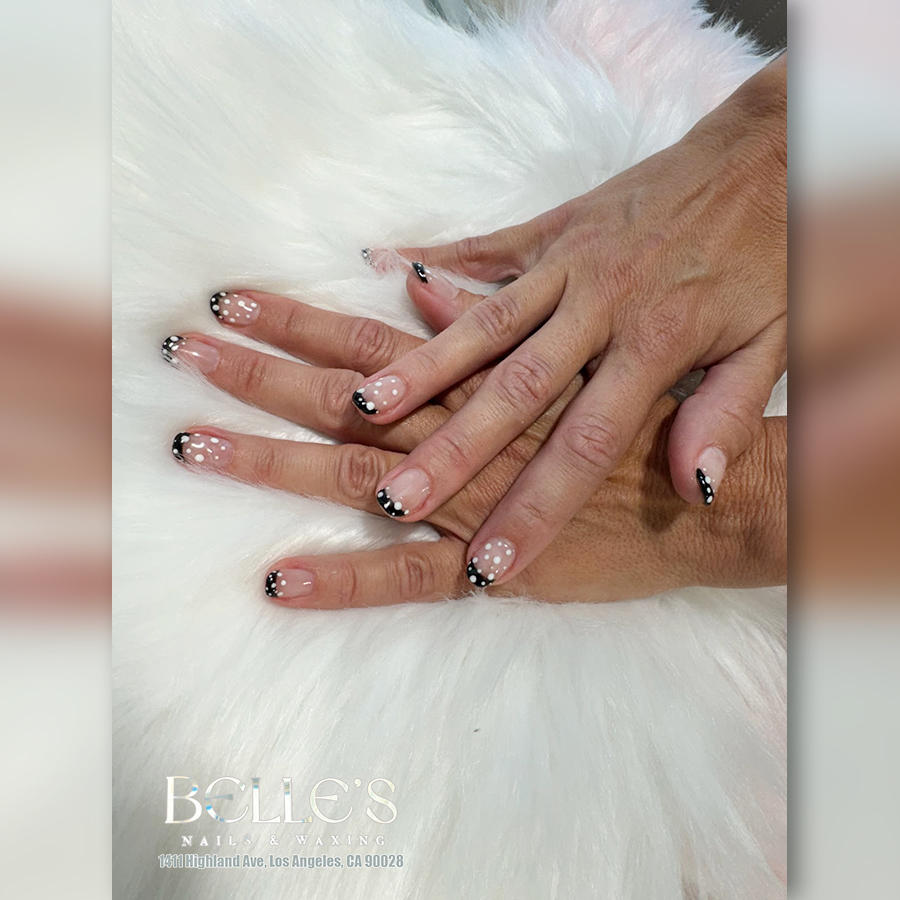 Glossy gel nails